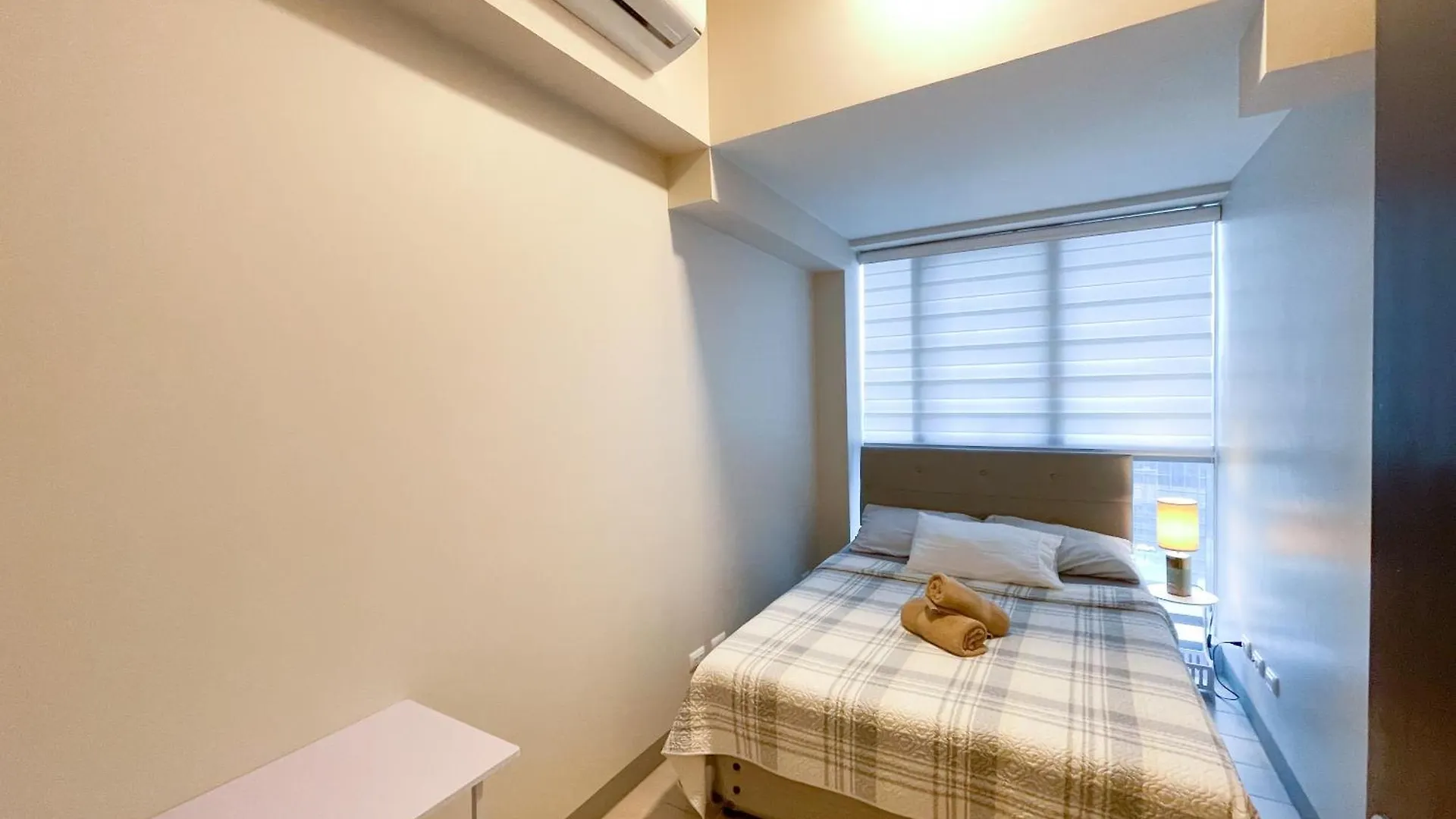 Bgc 3Br Uptown Parksuites With Bathtub 16 Manila 0*,  Philippines