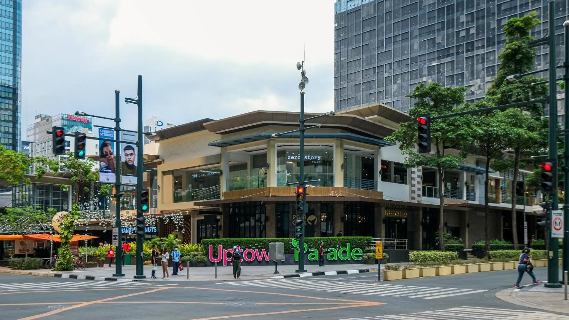 Bgc 3Br Uptown Parksuites With Bathtub 16 Manila