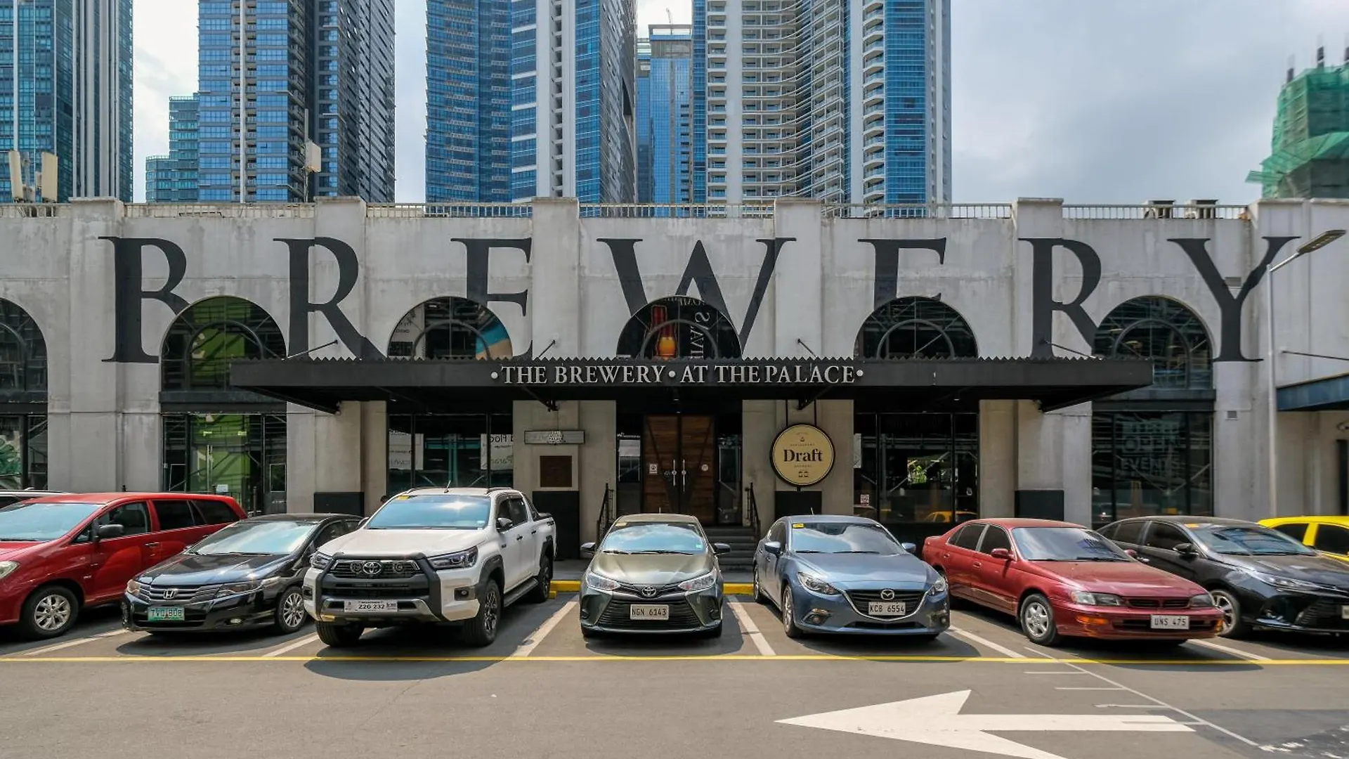 Apartment Bgc 3Br Uptown Parksuites With Bathtub 16 Manila