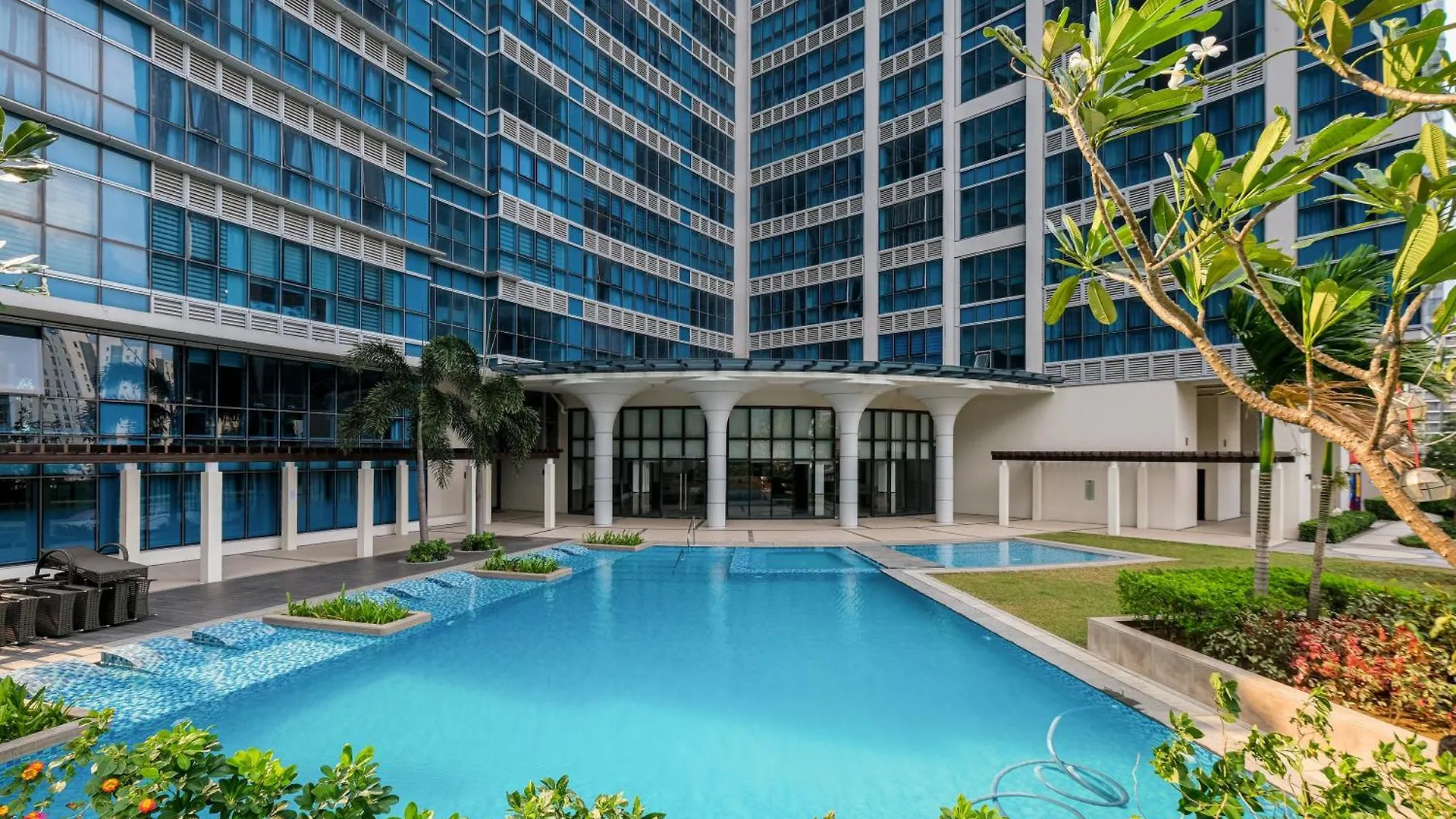 Bgc 3Br Uptown Parksuites With Bathtub 16 Manila Apartment