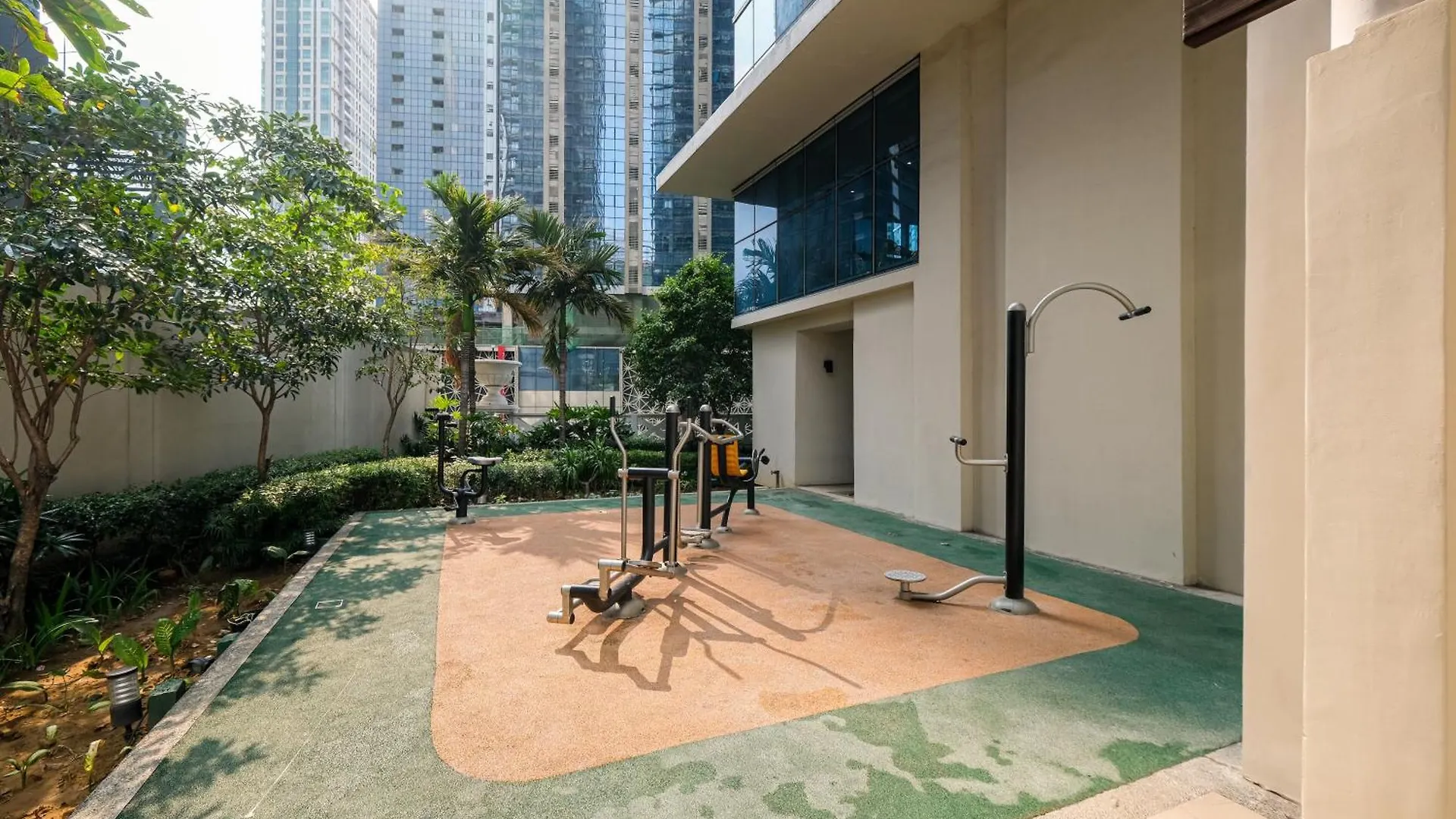 Bgc 3Br Uptown Parksuites With Bathtub 16 马尼拉 0*,